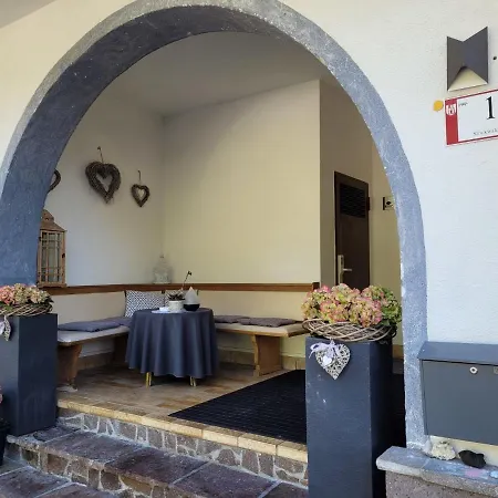 5 By Interhome Daire