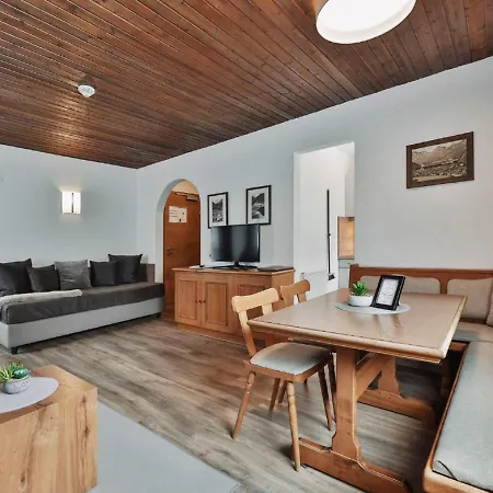 5 By Interhome * Ischgl