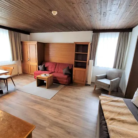 5 By Interhome Appartamento Ischgl