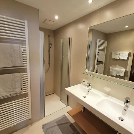 5 By Interhome Apartman *
